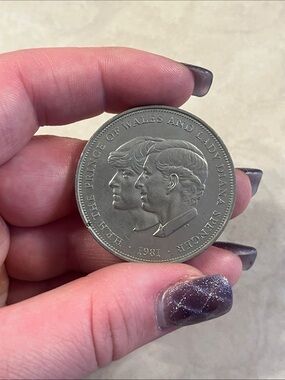 Prince Charles and Lady Diana Spencer Wedding Commemorative British Coin 1981